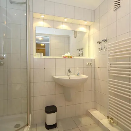 아파트 Haus-sylter-welle-8-87-ob