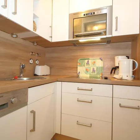 Haus-sylter-welle-8-87-ob *